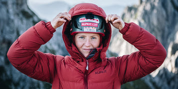 Choosing Between Down and Synthetic Insulated Jackets