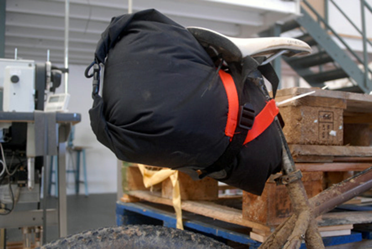 DIY bikepacking saddlebag