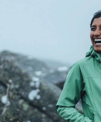 Trek & Mountain review the balance waterproof coat