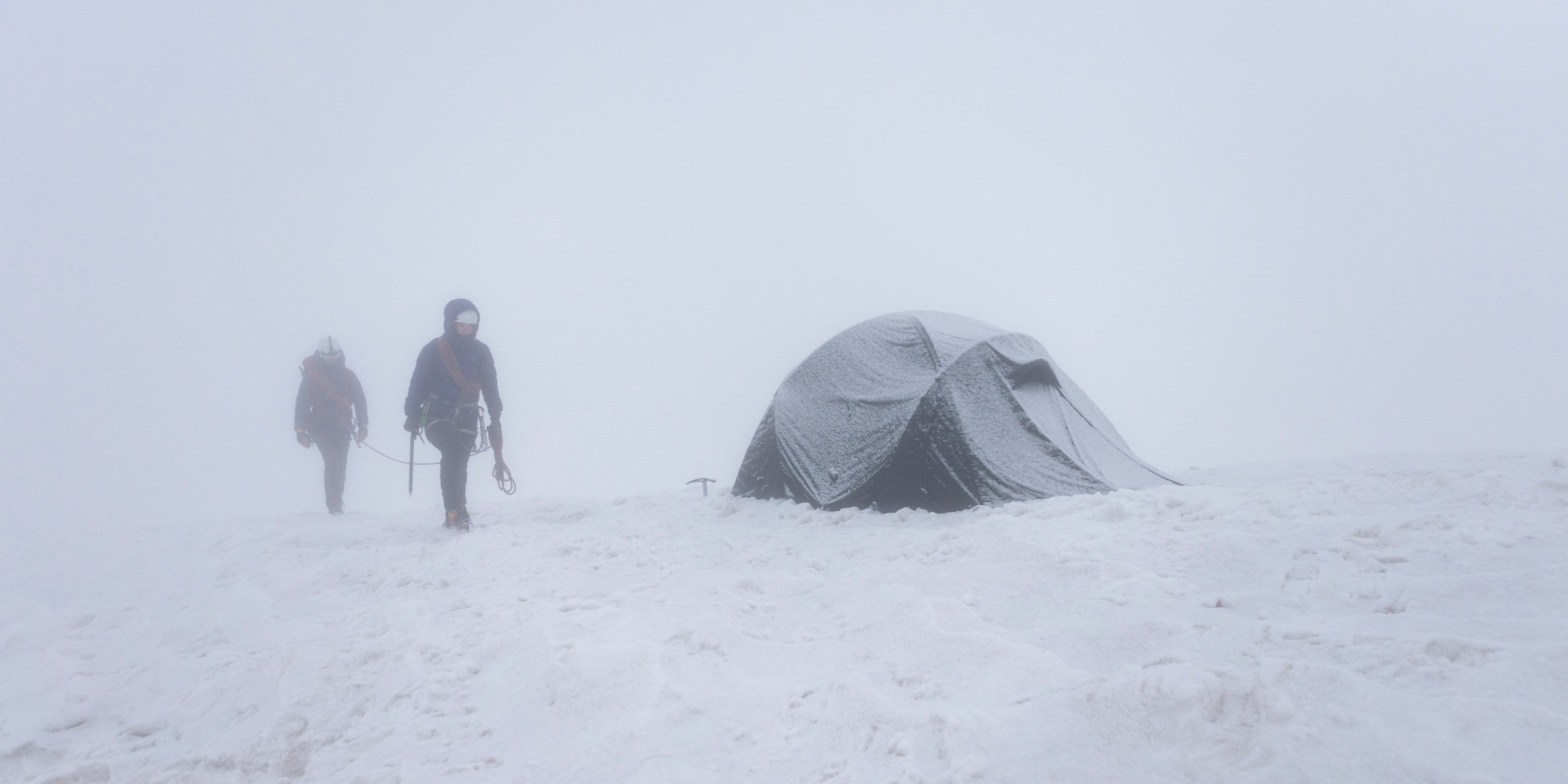 4 season geodesic mountain tent in winter conditions