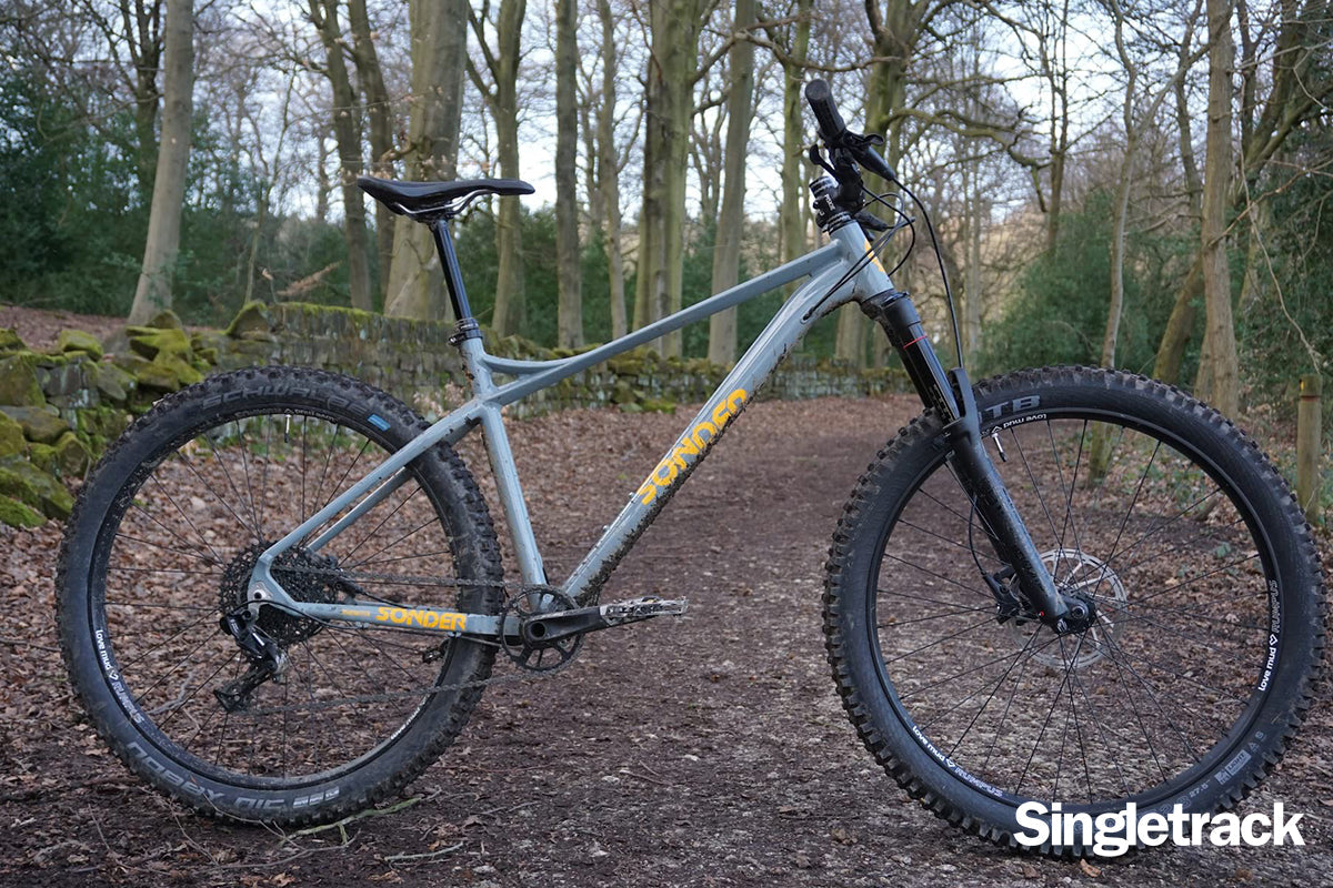 Singletrack take a first look at the new Transmitter