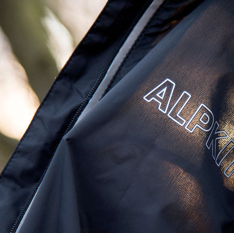 Arro wind shell - lightweight, packable and versatile