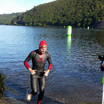 Lotic swimming wetsuit in H2O