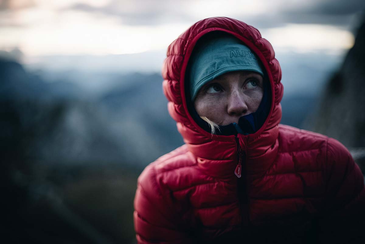 Down Wash and Reproof Your Waterproof Service