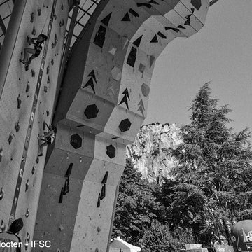 Bouldering in Fairhead Ireland