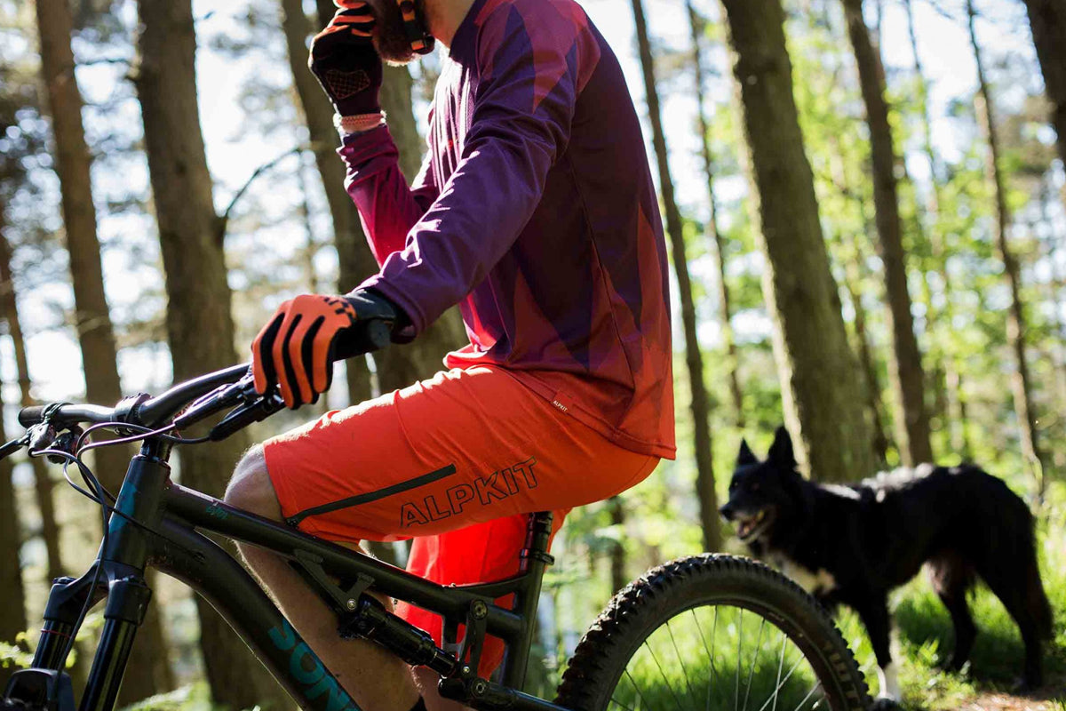 Total MTB Take the Floe MTB Shorts Out For a Ride