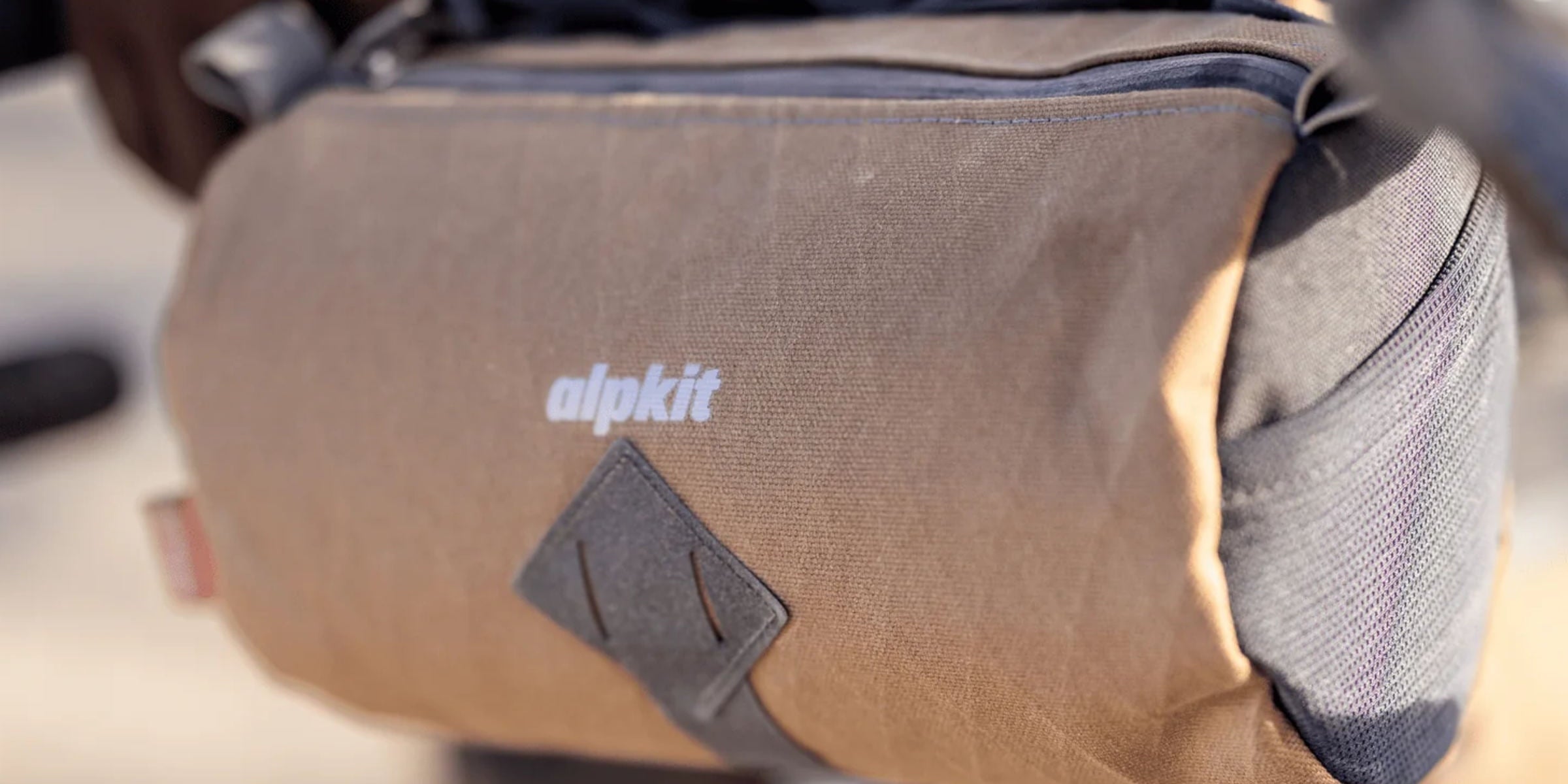 UK Made handlebar bag for cyclists