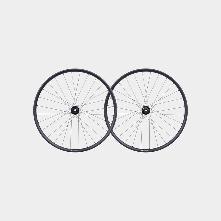 Sonder Alpha i25 Gravel Dynamo Wheels