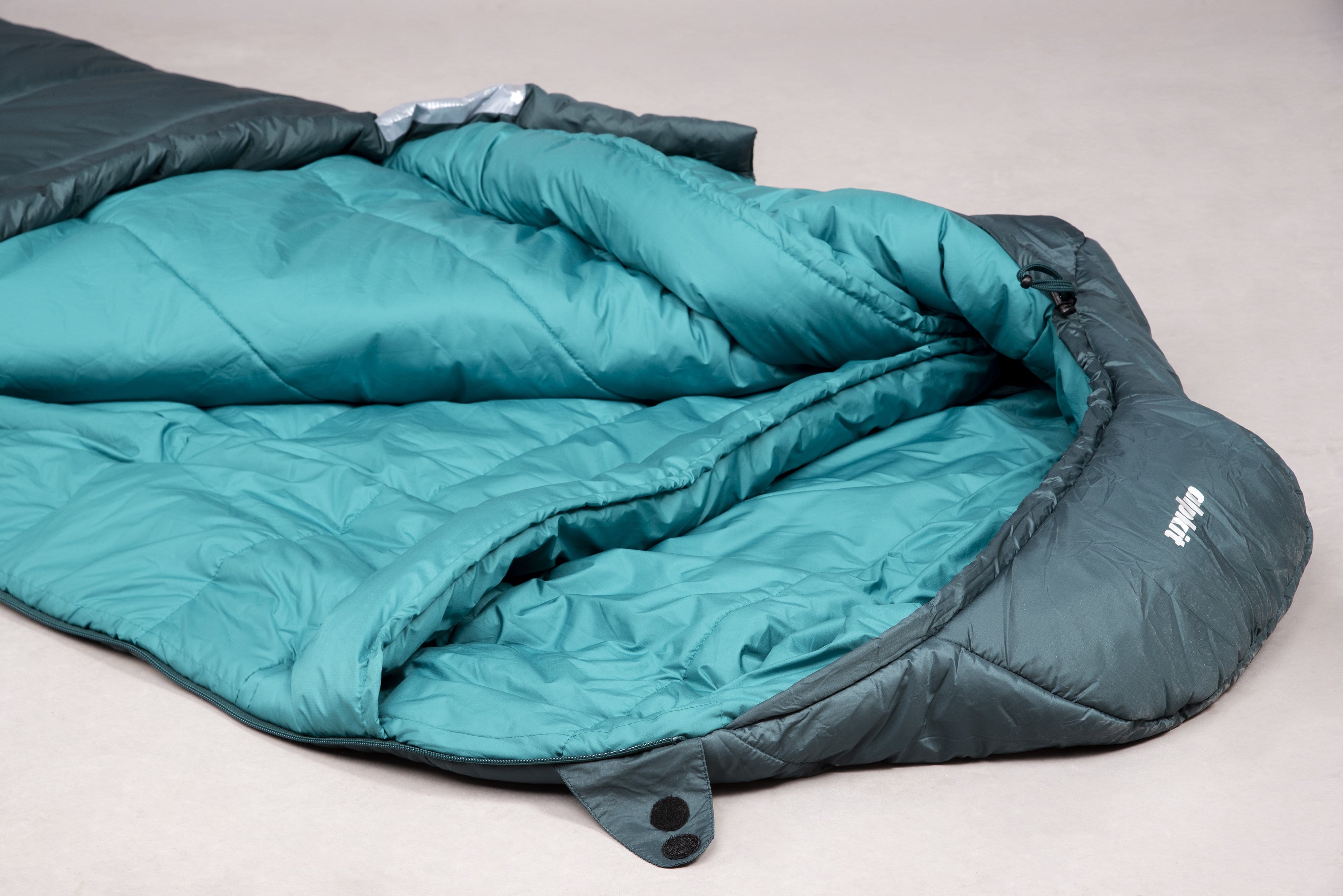 Cloud Peak 400 Technical 4-Season Synthetic Sleeping Bag