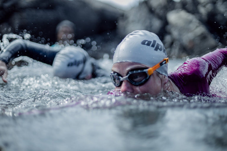 coniston-swim-cap - action - closed