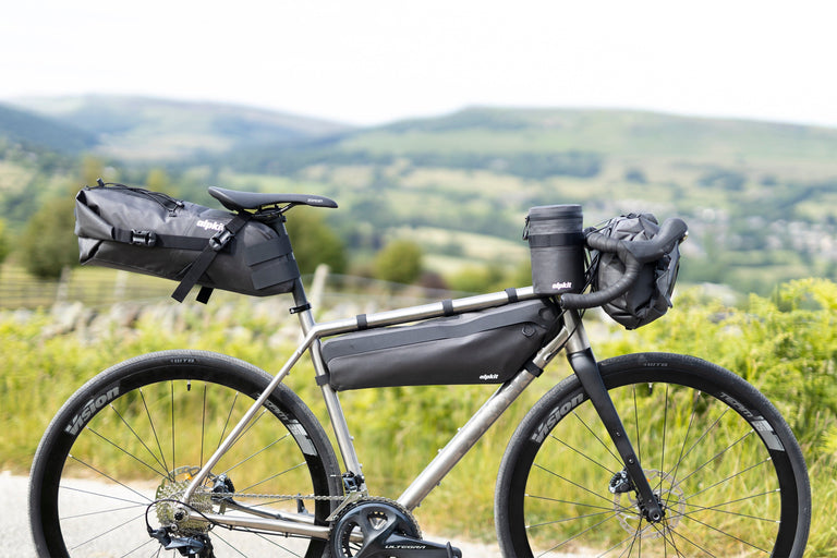 Deluge Saddle Pack 12L / Tarmac