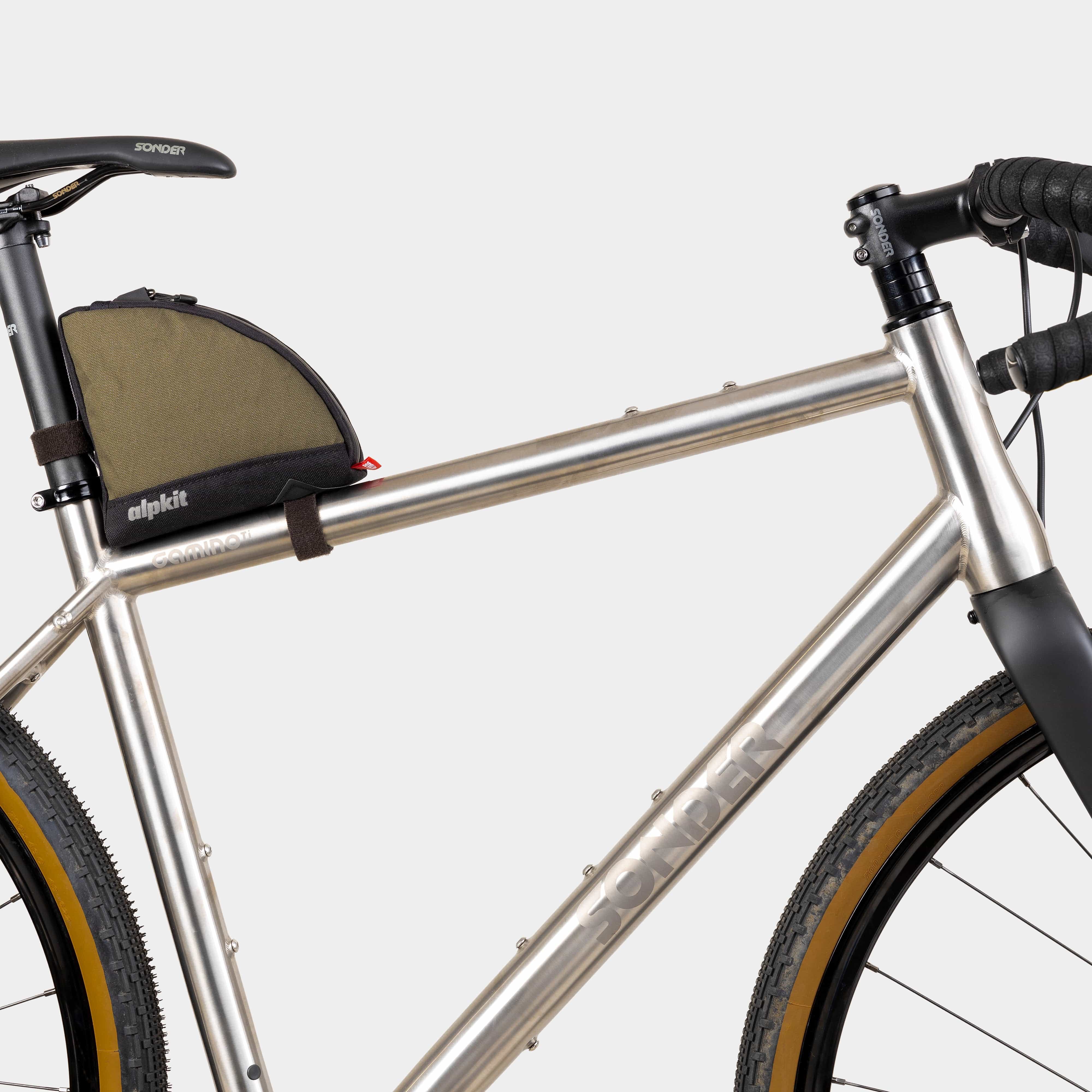 NEIGHBORHOOD Bicycle Seat Bag