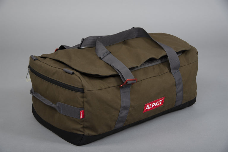 idaho 50 waxed cotton duffle bag in kelp