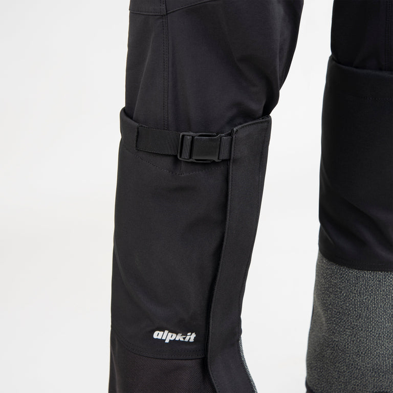 alpkit matka mountaineering gaiter in black buckle