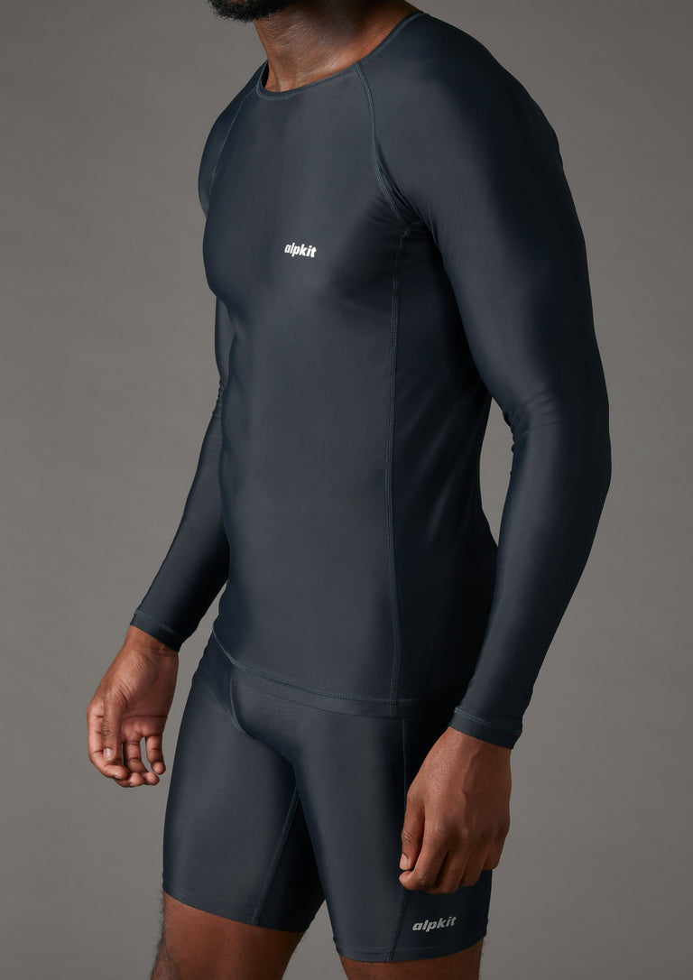 mens Hurley swim top in black side - closed