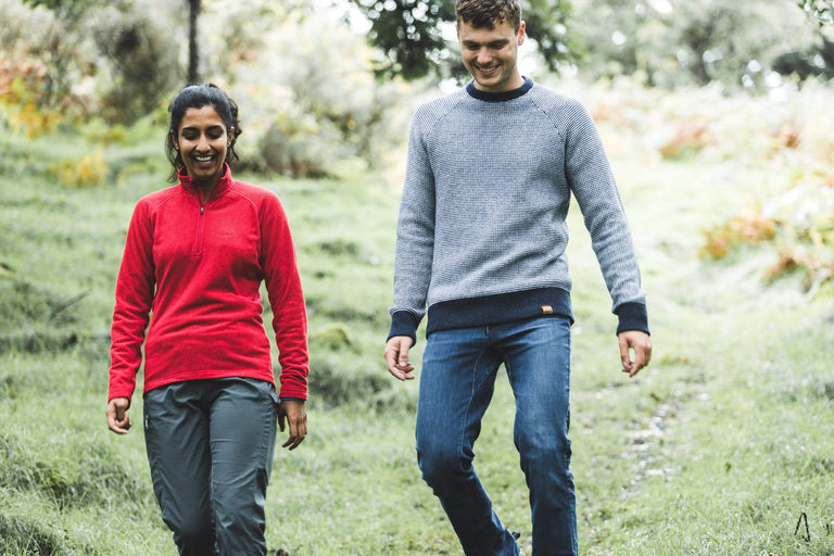 mens tryfan jumper in denim - action