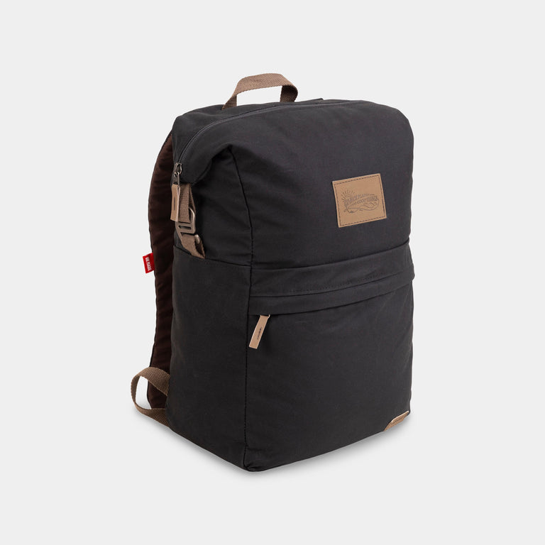 alpkit palm backpack in black