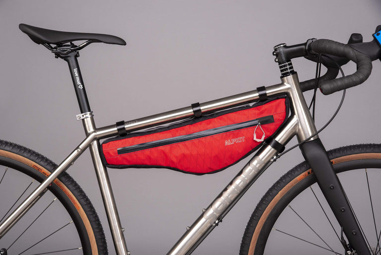 possum framebag in chilli 52 - closed