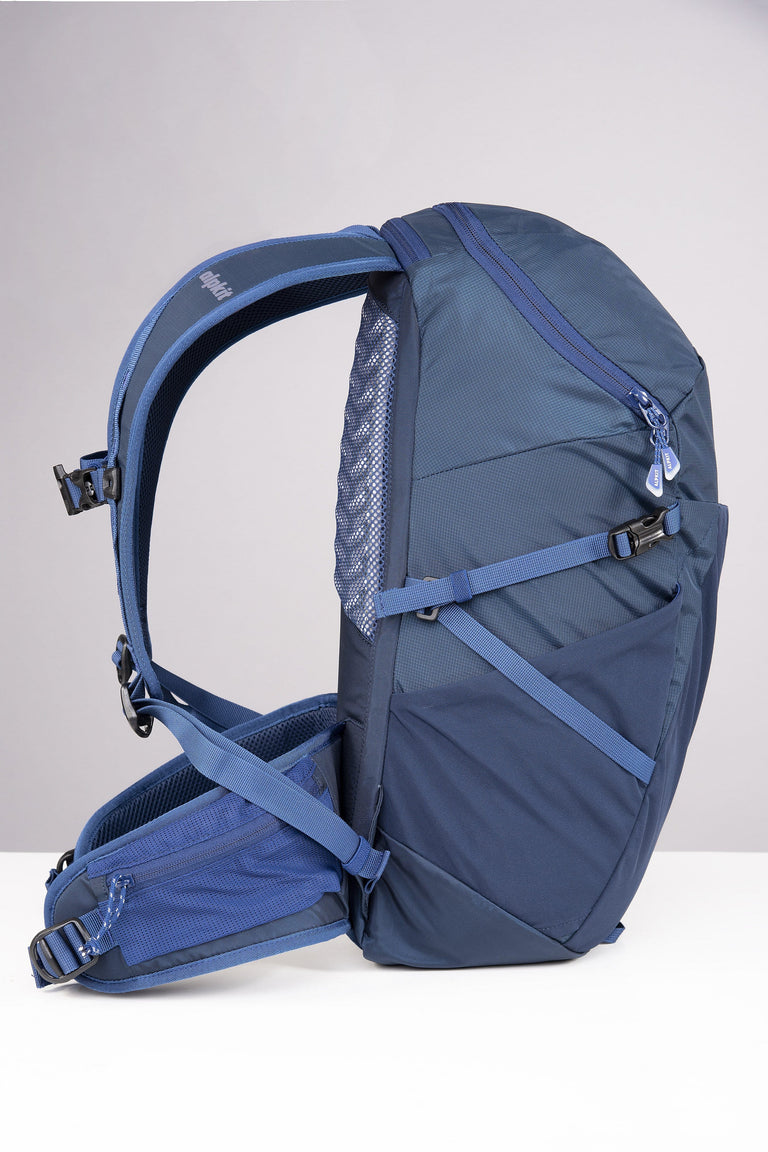 Alpkit presta 25l pack in nemo side - closed