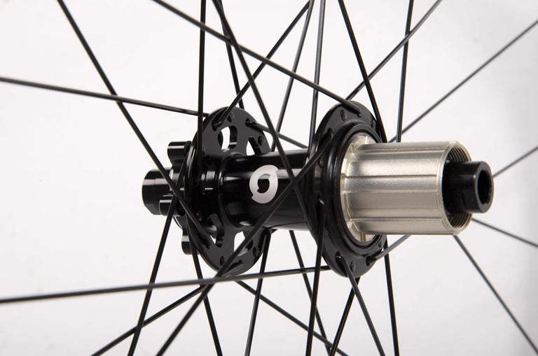 sonder alpha 700c wheels hub