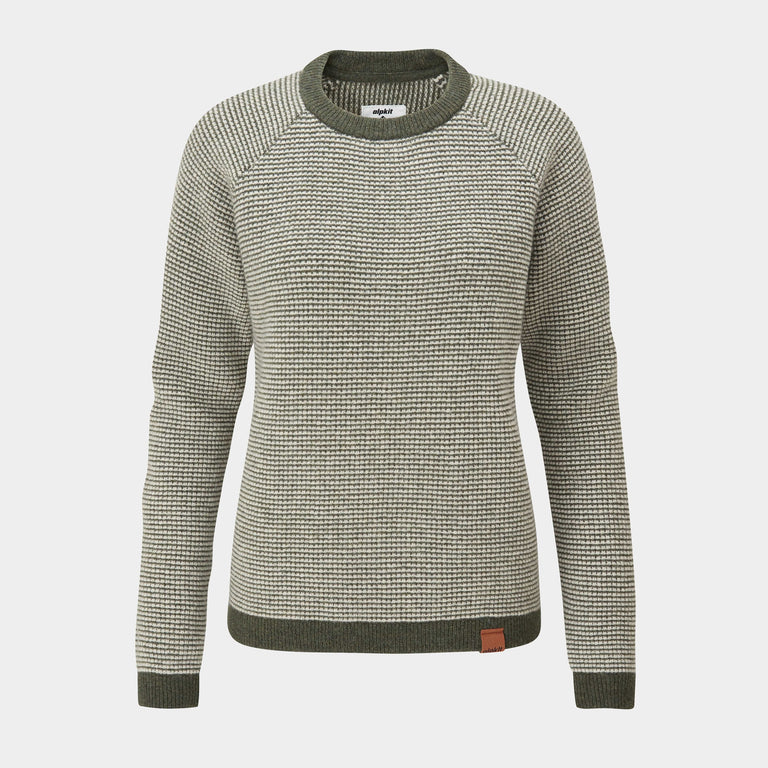 alpkit tryfan wool jumper in forest green - closed