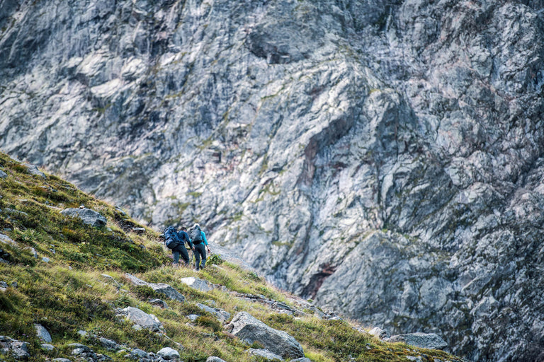 womens Kepler long sleeve merino - action